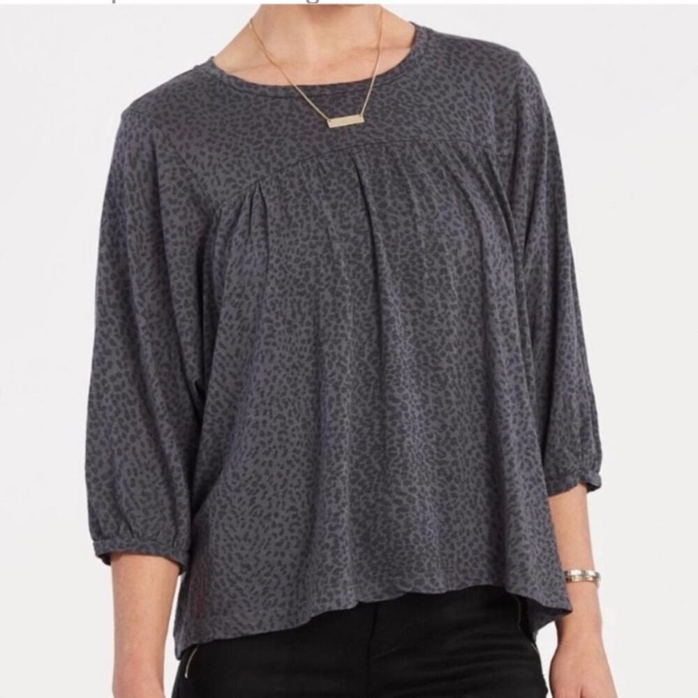 Sundry Womens Gray Cheetah Animal Print 3/4 Sleeve Flowy Shirt Top 4 NWT